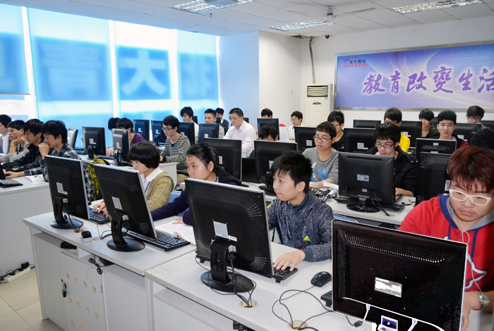 深圳北大青鳥APTECH：讓更多學子實現IT夢想
