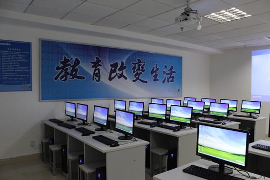 福永北大青鳥:計(jì)算機(jī)培訓(xùn)上哪家學(xué)校更靠譜