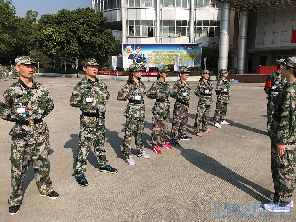 嘉華教育集團開展軍事拓展訓練  打造精英教師團隊