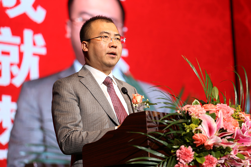 11周年慶典嘉華教育集團總經(jīng)理、總校長金雨先生致辭